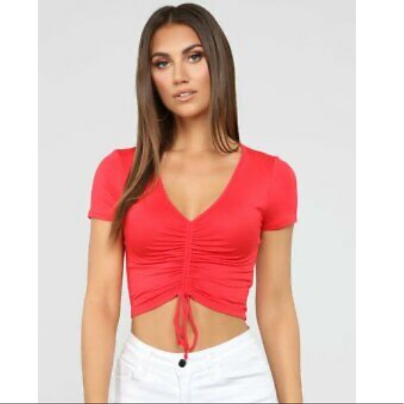 Fashion Nova Tops - NWOT Fashion Nova Kayla Crop Top in Red Sz M